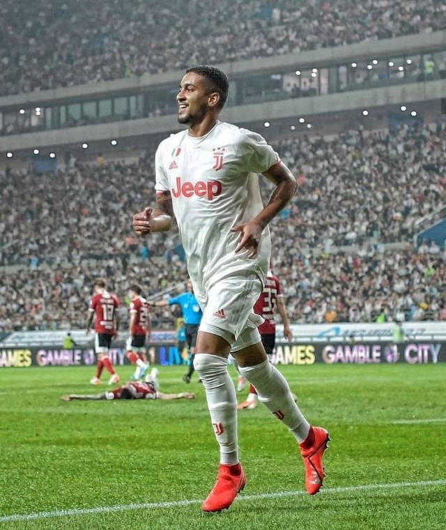 更是对中国 更是对中国